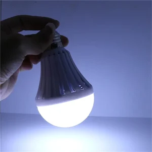 Hot-Selling AC85-265V Automatic-Charging 5W 7W 9W 12W E27 Smart Emergency Rechargeable LED Bulb, LED Lamp
