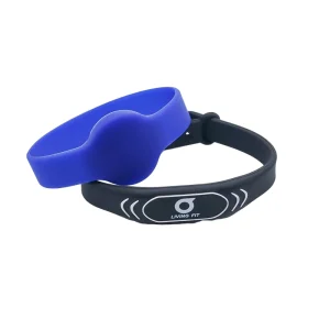 Factory Custom RFID NFC Silicone Wristband Bracelet with QR Code Waterproof Tag (13.56MHz) for Access Control