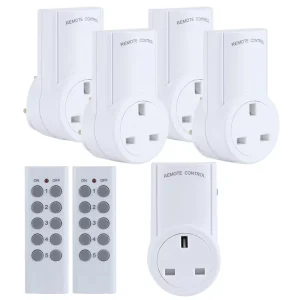 High Quality UK Standard Smart Socket Plug Wall Socket Remote Control Plug
