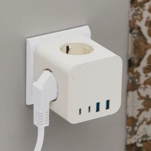 KC CB Portable Cube Power Socket EU Standard Smart Plug with 3 AC Outlets 2 USB and 2 TYPE C 16A Rated Current Electronic Switch