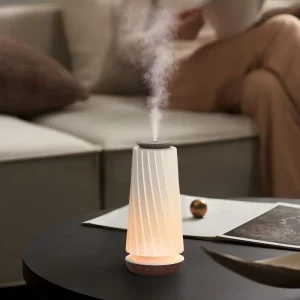 OEM Home Fragrance Diffuser Luxury Automatic Aroma Machine Led Light Tower Air Humidifier Diffuser Manufacturer