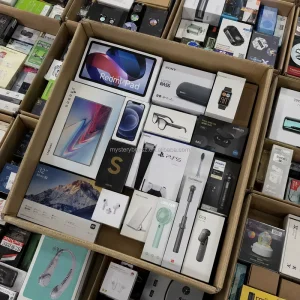 Online Retail Returns Mystery Box Electronics Smartphone Tablet Digital Camera Power Bank Smartwatch for Resale