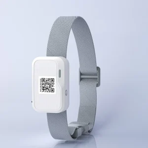 Smart 4G SIM Card Global Satellite GPS Dog Collar Wireless GPS Pet Tracker with 2 Meter Accuracy IP67 Waterproof
