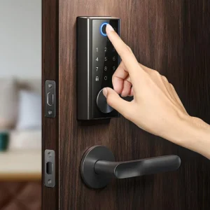 The New Smart Lock for Home Use Is Safe and Convenient other door